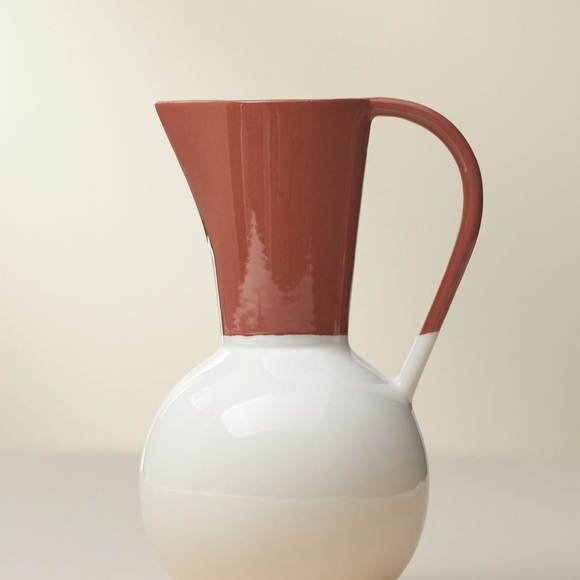 Anthro Amaya Pitcher / Vase NWT Portuguese Pottery -Beautifully Glazed Neutral - Picture 4 of 13